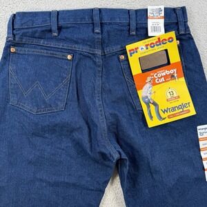 Wrangler Jeans Mens 33x34 Blue 13MWZ Denim Cowboy Cut Western Rodeo NEW